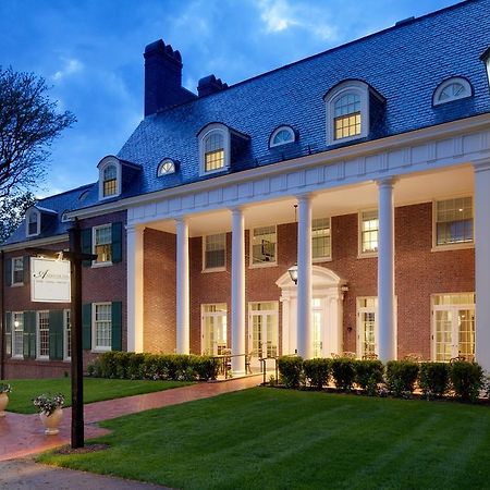 Andover Inn Екстериор снимка