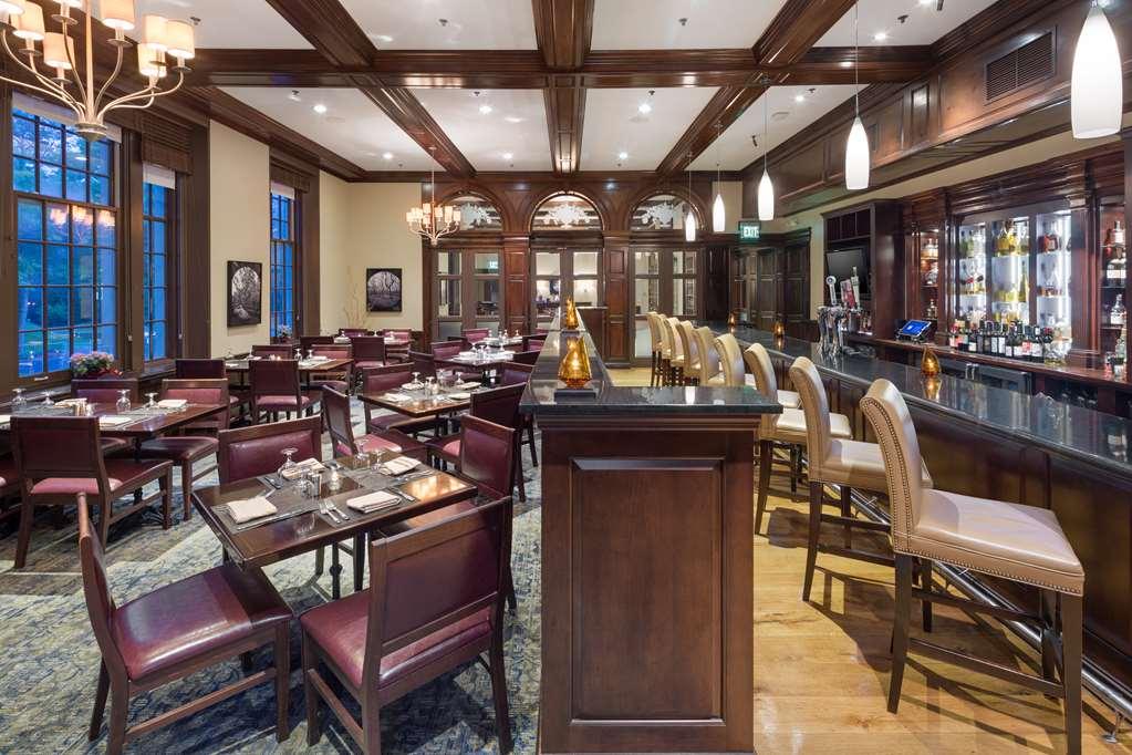 Andover Inn Ресторант снимка